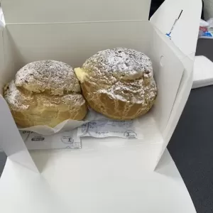 シュークリーム🍴のサムネイル